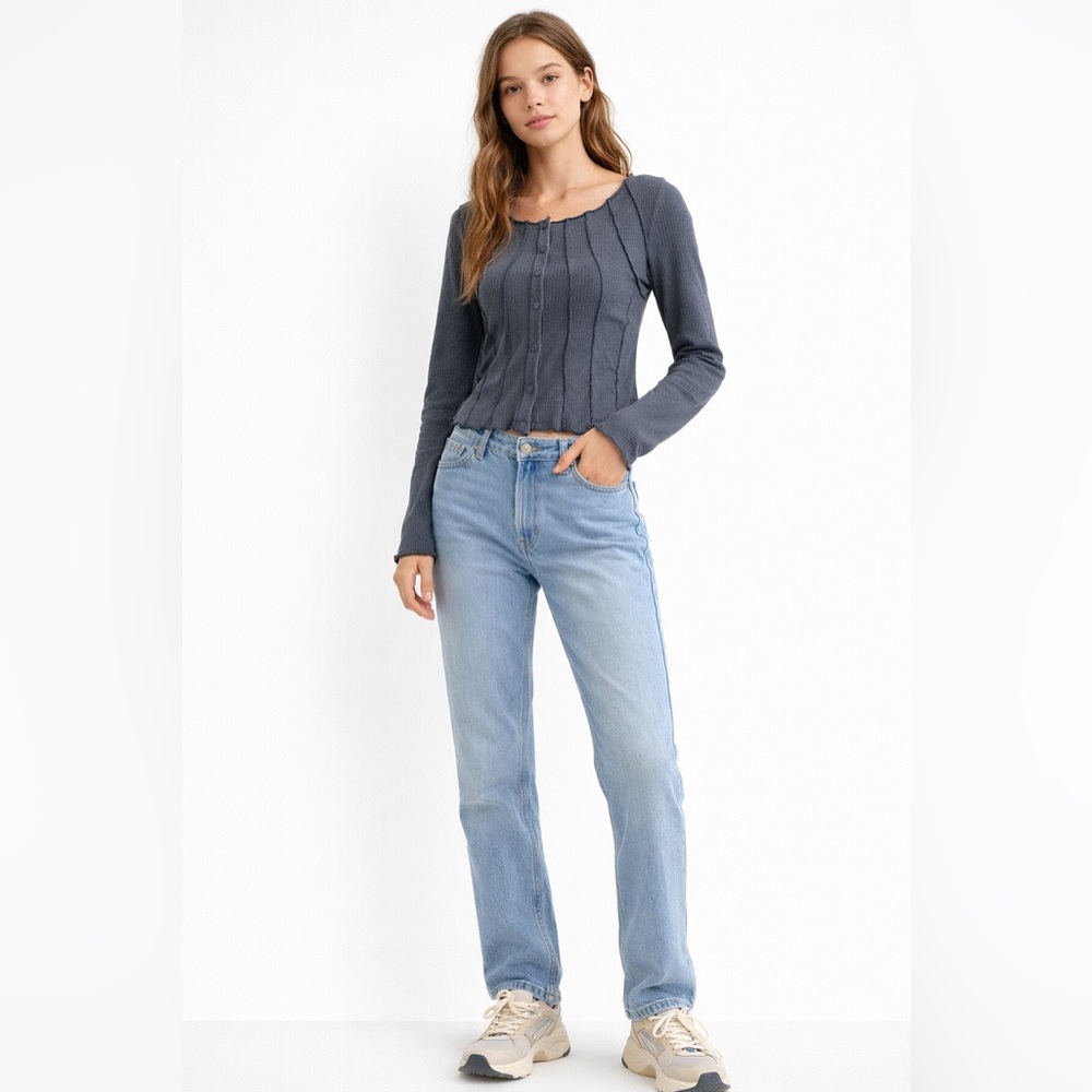Urban Outfitters Gray Ribbed Top - Picture 2 of 7